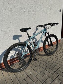 celoodpružene kolo Author - 2