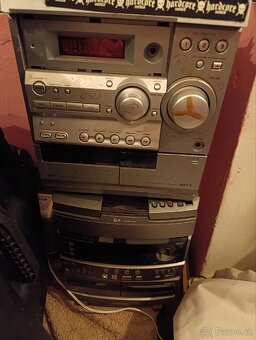 Sony - 2