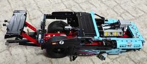 LEGO® Technic 42050 Dragster i s motorem zdarma - 2