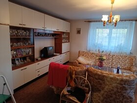 Prodej rodinného domu 150 m2, pozemek 1676 m2 - 2