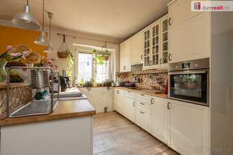 Prodej RD Loucká, 6+kk, pozemek 2240m2 - 2
