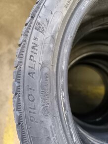 Pneu 234/45R18 Michelin Pilot Alpin 5 - 2
