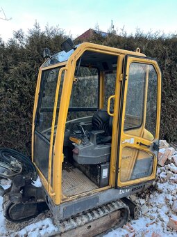 Volvo EC15 - 2