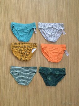 NOVÉ boxerky a slipy vel. 146/152 , 15 a 34 Kč/ks - 2