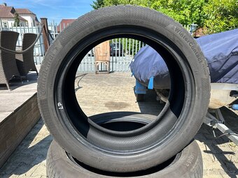 Continental 245/45 R19 zimní pneumatiky - 2