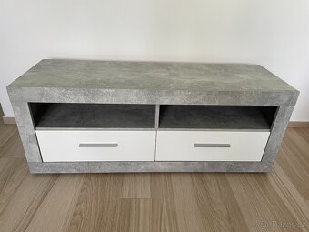 TV stolek, komoda - 2
