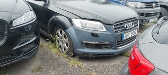 Audi Q7 na náhradní díly but v celku nebo po dílech - 2