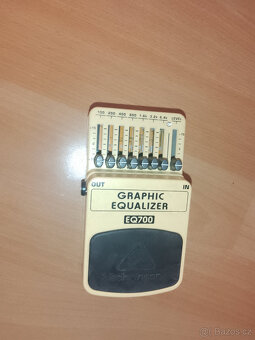 Behringer EQ700 - 2