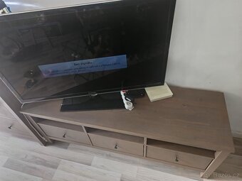 Tv stolek IKEA Hemnes - 2