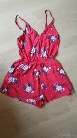 Letní overal s růžemi H&M - 2