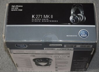 Profesionální sluchátka AKG K271 MKII, kabely, sada náušníků - 2
