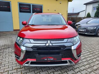 Mitsubishi Outlander 2.4 PHEV 4x4, LED, KAMERA, TAŽNÉ - 2