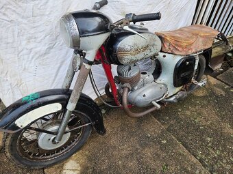 Jawa 250 Ambassador - 2