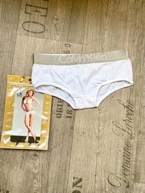 Calvin Klein bílé bavlněné kalhotky, nové - 2