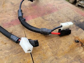 PTC topení přívodní kabely Ford - 2
