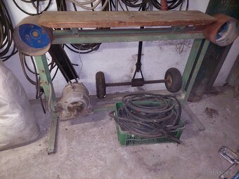 Stolova bruska pásová - 2