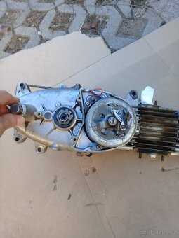 Motor Jawa 550-555 - 2