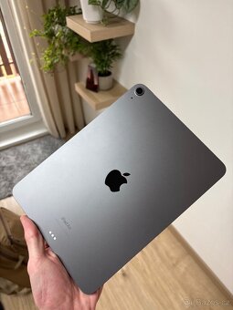 Apple iPad Air 2022 (10,9”), Wi-Fi 256 GB Space Grey - 2