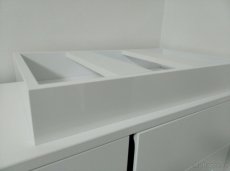 Terárium - podstavec - 2