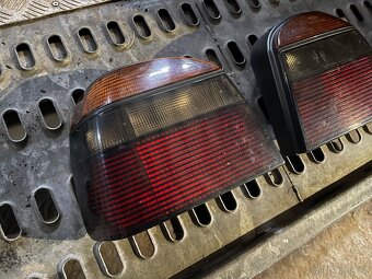 Prodám zadní světla Golf 3 - 2