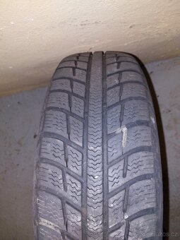 4× zimní 175/65 R14 Michelin + plechy - 2