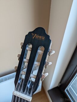 Prodám – kytara Valencia (modrozelená) - 2