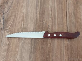 Nůž na pečivo - 2