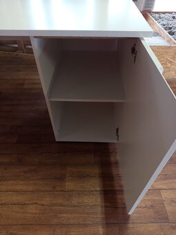 Pracovní stůl IKEA - 2