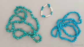 Náramky a náhrdelník s minerály a perlami - 2
