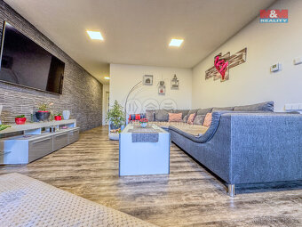 Prodej rodinného domu, 200 m², Lovosice, ul. S. K. Neumanna - 2