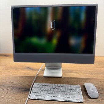 Apple iMac 24" M1 512 GB stříbrný - 2