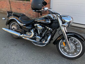 YAMAHA MIDNIGHT Star XV1900 - 2