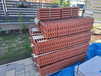 Taška střešní Tondach Renoton 14 režná 240 kusů + hřebenáče - 2