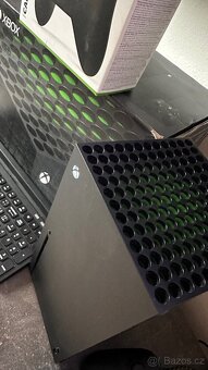 Xbox Series X, záruka, top stav, příslušenství - 2