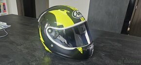 Dětská motokarova helma Arai - 2