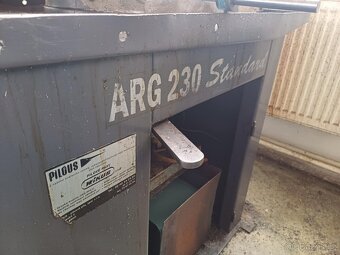 Prodám pásouvou pilu ARG 230 G - 2