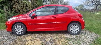 Peugeot 207 1.4 i třídveřový - 2