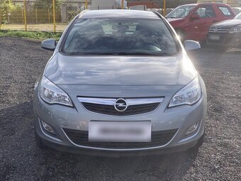 Opel Astra 1.4i , 74 kW benzín, 2011 - 2