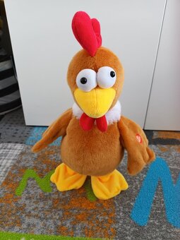 Lezoucí medvídek VTech a tančící slepice - 2