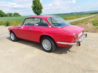 Alfa Romeo 1750 GTV - 2