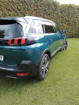 PEUGEOT 5008 GT,133KW Top SUV - 2