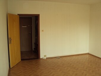 PRODEJ BYTU 4 + 1, 69,5 m² TŘEBOŇ - 2