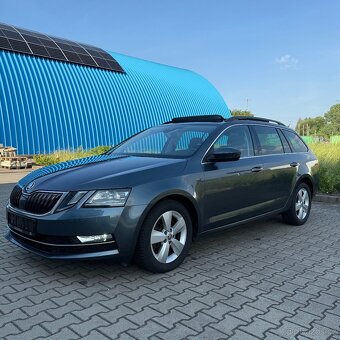 ŠKODA OCTAVIA 3 STYLE facelift Kombi benzin PANO DSG - 2