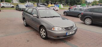 Toyota Avensis T22 1,8 vvti - 2