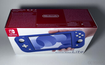 Nintendo Switch Lite s krabicí a pouzdrem - 2