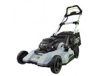AKU sekačka s pojezdem EGO  LM2130E-SP  s baterií 12Ah - nov - 2