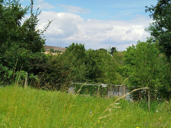 Stavební pozemek v čisté přírodě Lubná u Kroměříže 842 m² - 2
