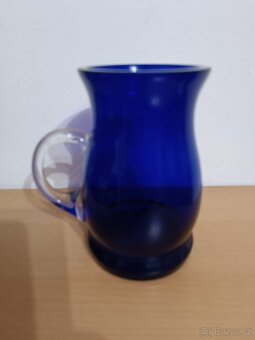 Krásný půllitr, masivní kobaltové sklo - 2