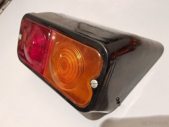 Světla na kulaté blatníky Zetor 20, 30, 4011. - 2
