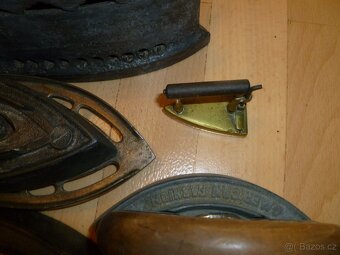 Prodám žehličky - 2